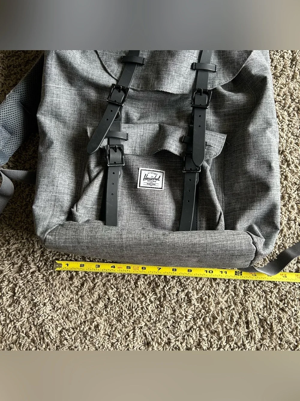 Herschel Supply Co Little America 25L Backpack Gray Raven Crosshatch Laptop 18